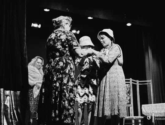 Фото из архива театра Золотой ключик, школа N8, Конаково (3)