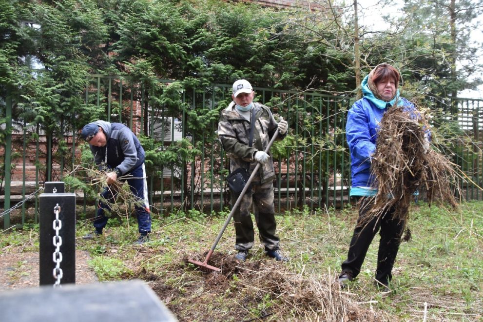 воинские захоронения приводят в порядок 3