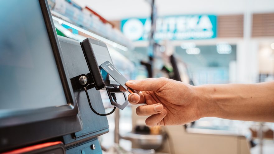 наличные на кассе