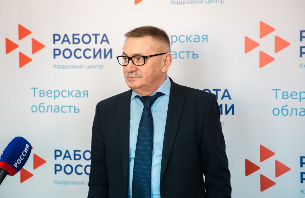 сергей исаев