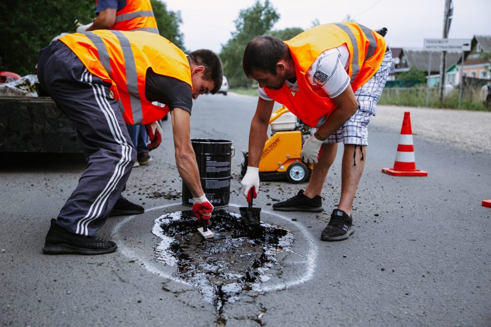 ямочный ремонт, ямы на дороге