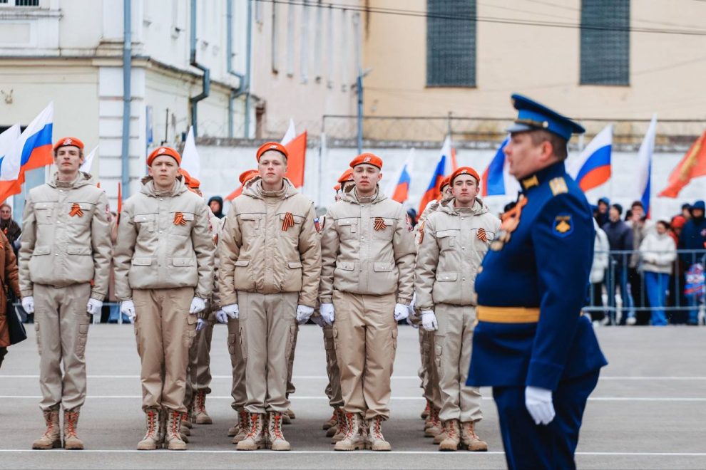 парад в ржеве (1)