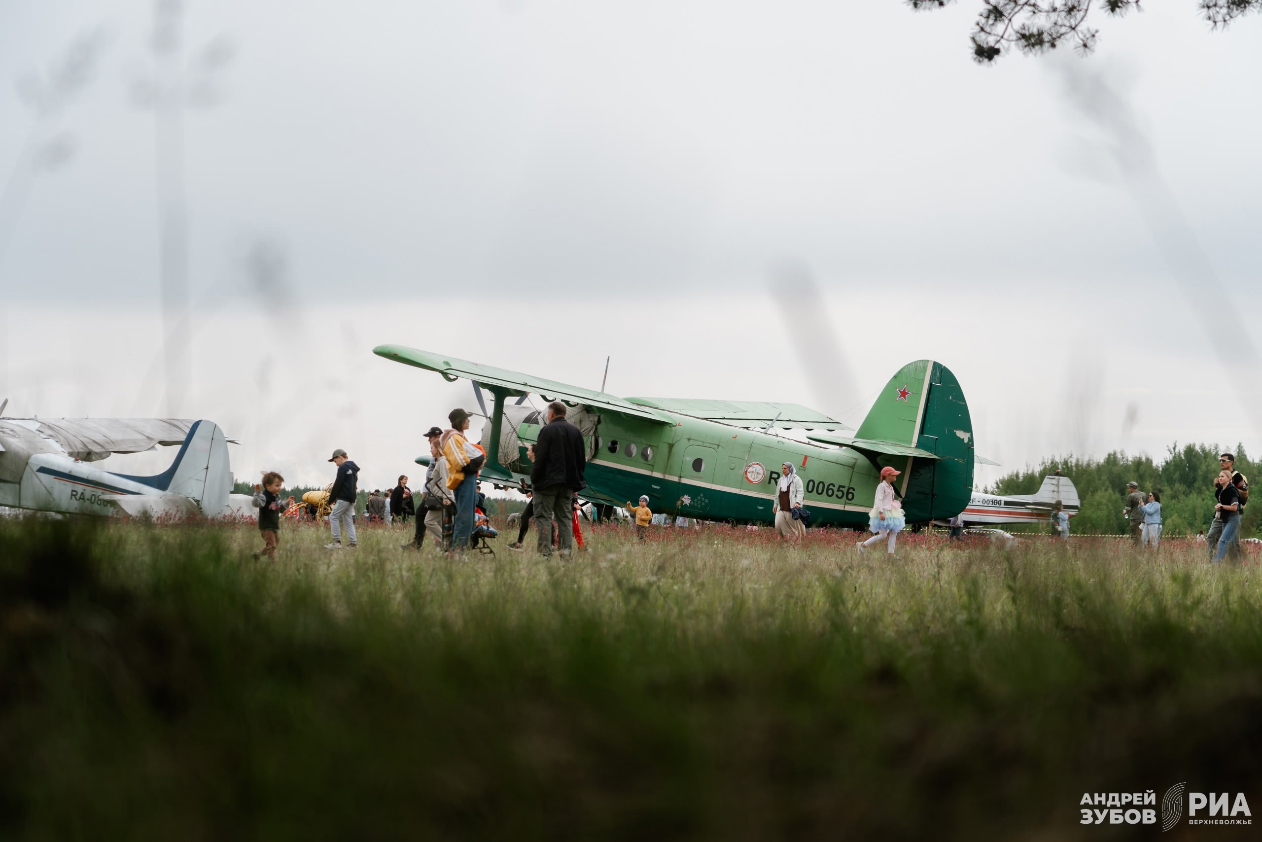 вертолеты, змеево, зрители