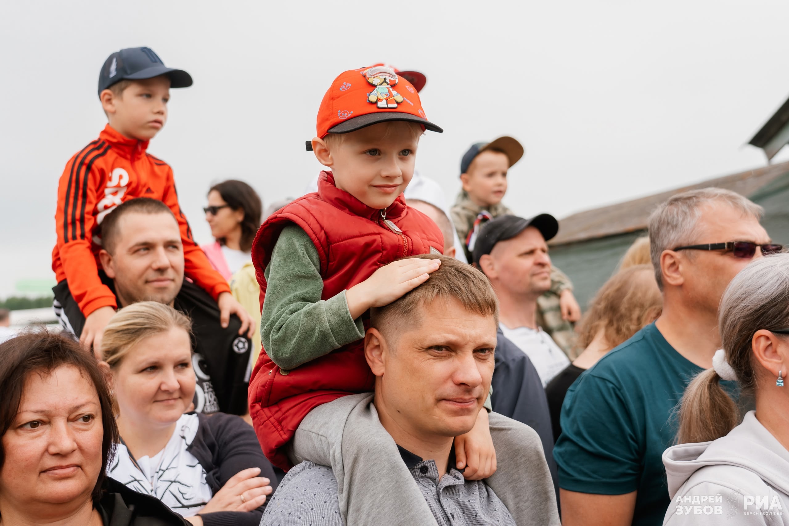 вертолеты, змеево, зрители