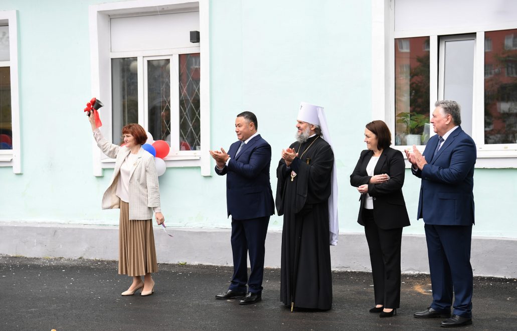 1 сентября, линейка, день знни, 10 гимназия (9)