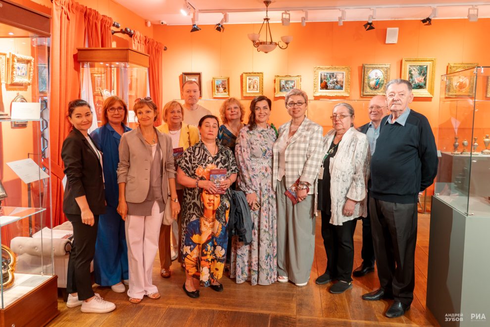 Сокровища Лиможа огненная живопись на эмали XII – XX веков (3)