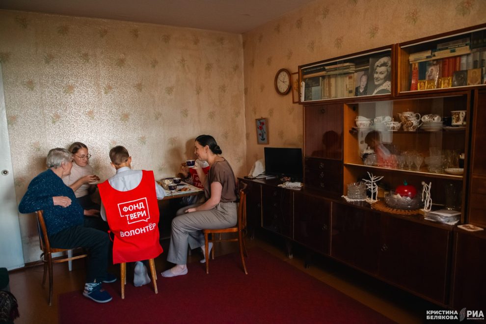 пенсионер, бабушка, Саранова