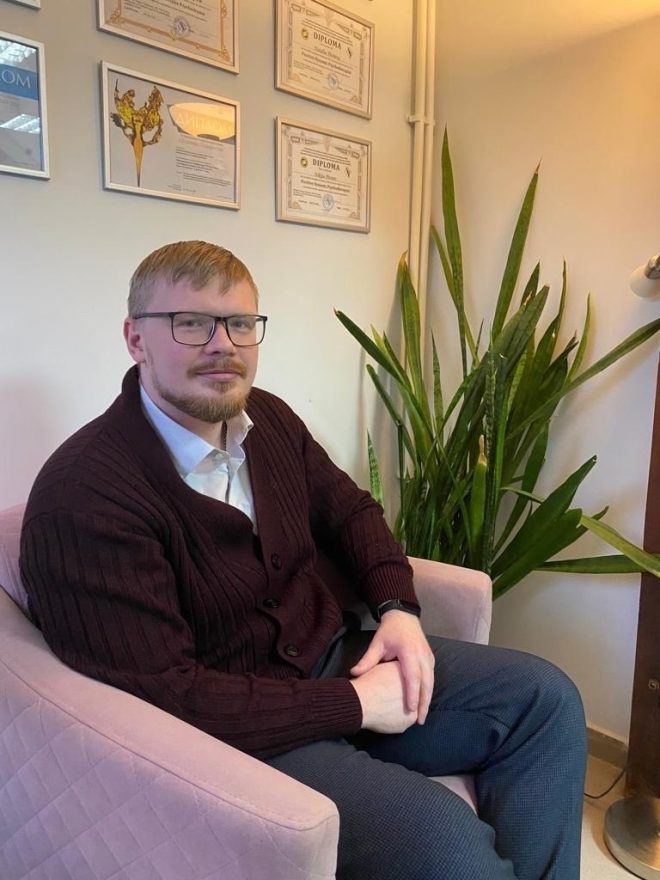 Психолог Пивнев