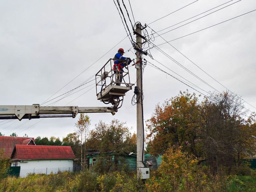 столбы, провода, электричество, россети (2)