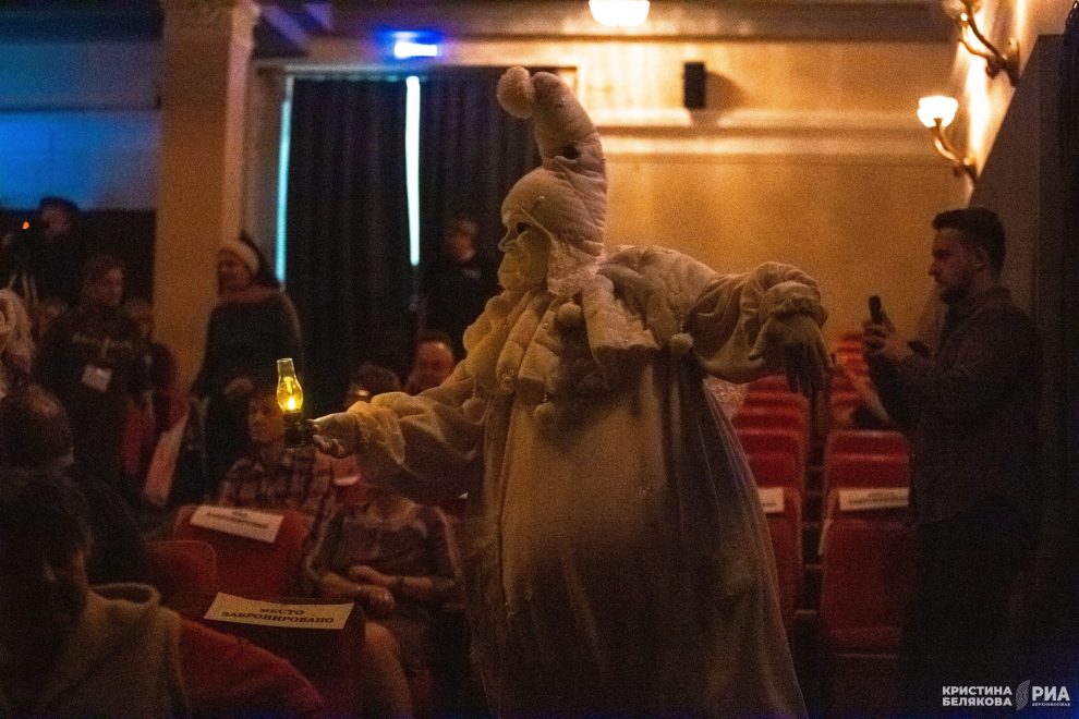 ангажемент (1)