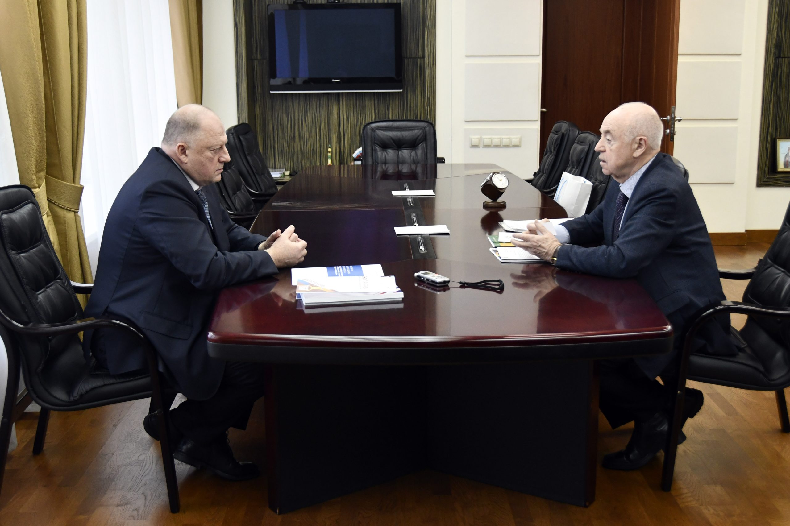 Фото: пресс-служба Законодательного Собрания Тверской области