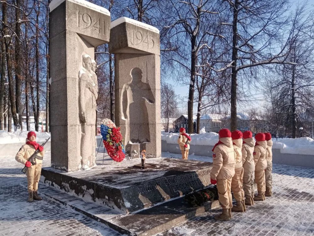 Фото: О. Игнатова, Л. Гусева, О. Баталова/пресс-служба партии 