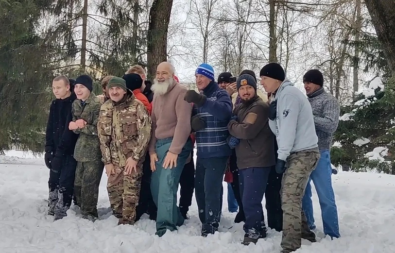 стенка на стенку