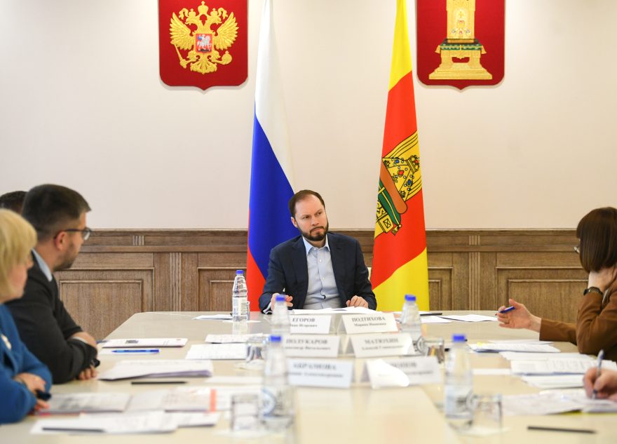 Заседание, Королев