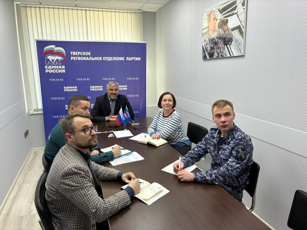 Фото: Д. Азизова/пресс-служба партии 