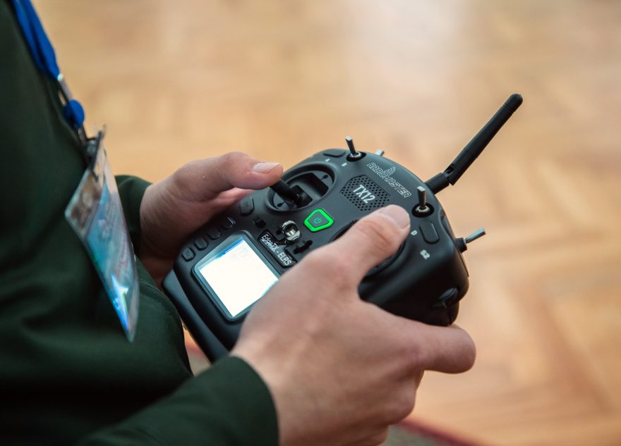 беспилотник, дрон