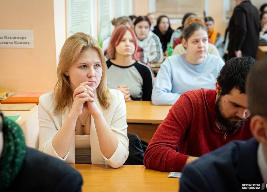 истфак, студенты, Плотников