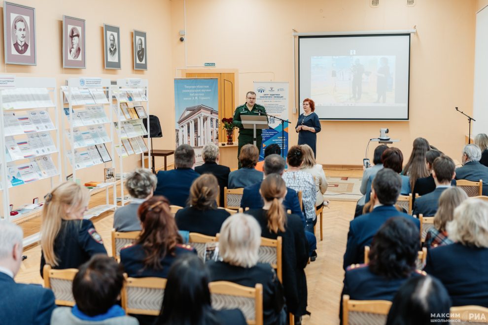 выставка в горьковке (1)