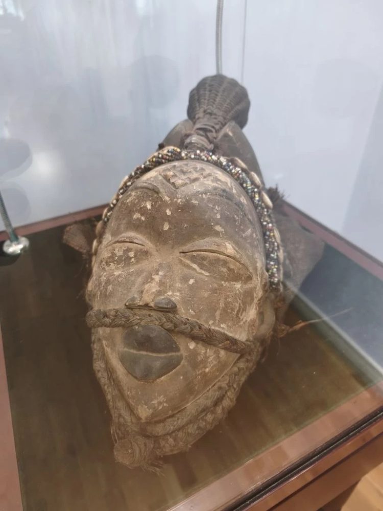 В Торжке открылась выставка "Россия-Африка"