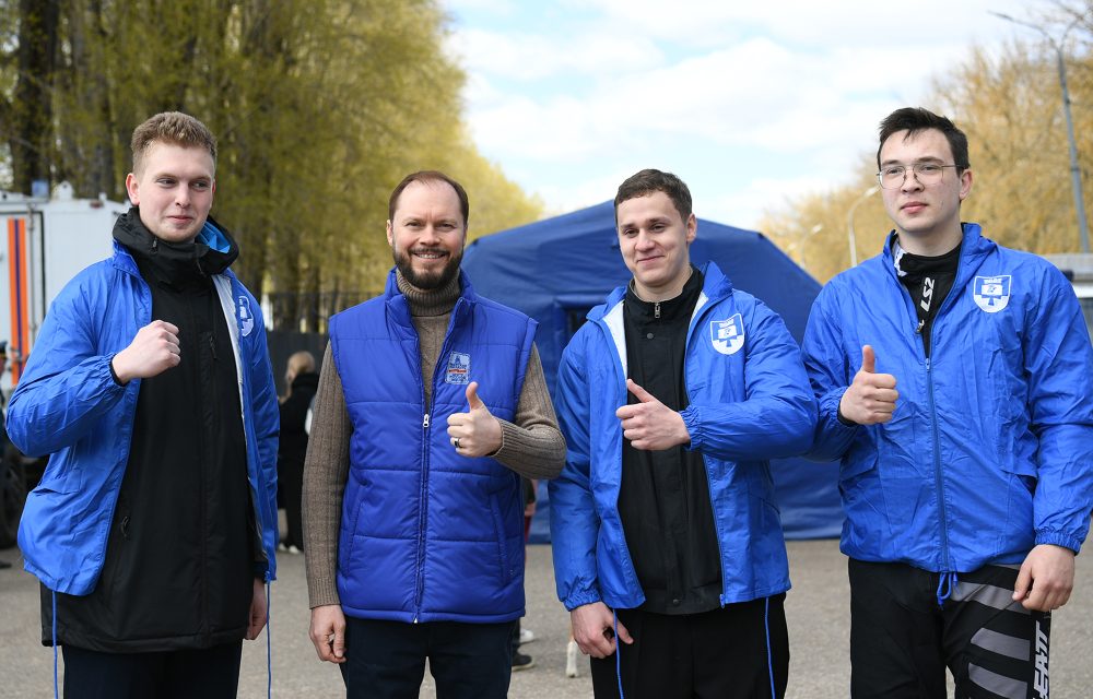 Виталий Королев принял участие в субботнике в Твери