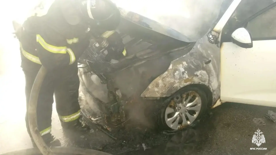 пожар на ходу в автомобиле, тверь