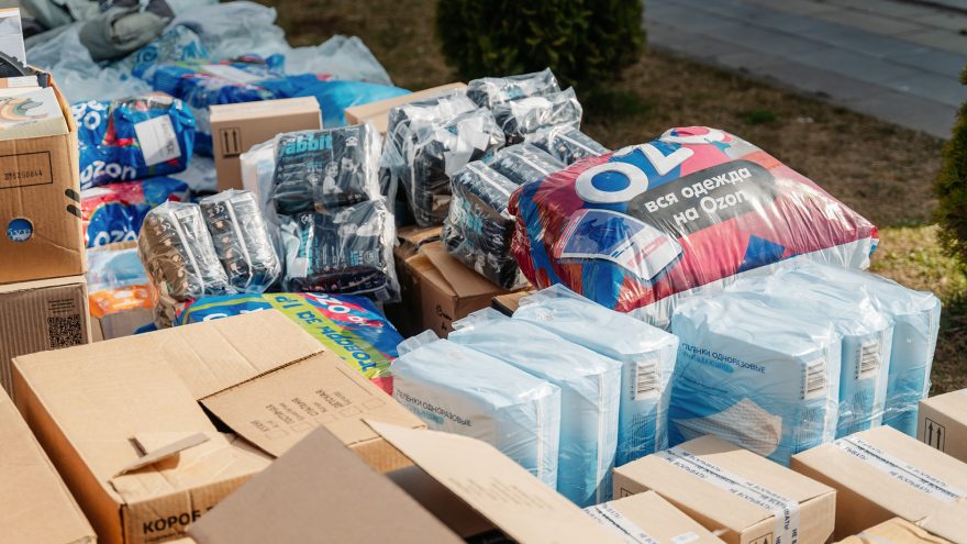 гуманитарный груз, гум груз, волонтеры