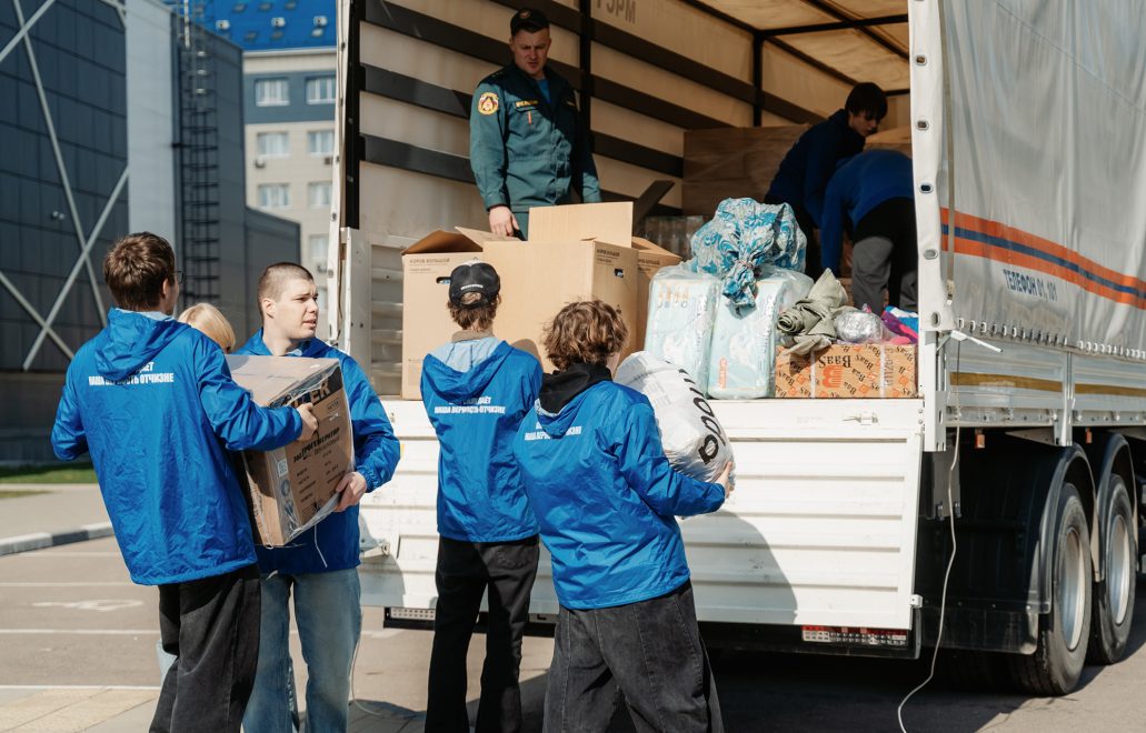 гуманитарный груз, гум груз, волонтеры