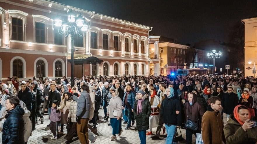 толпа, люди, Пасха