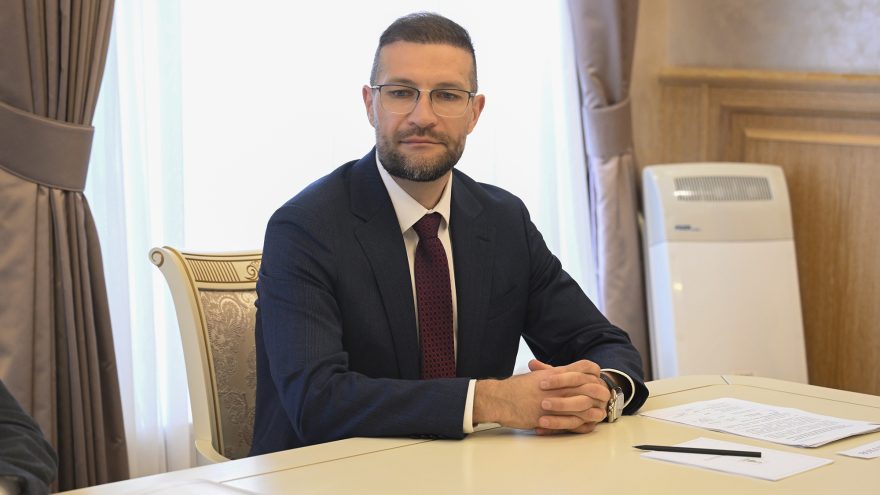 алексей петухов