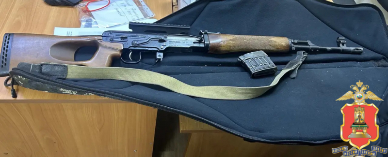На дороге в Торжокском округе сотановлен автомобиль, в котором находился карабин
