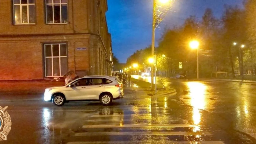 В Твери сбили девушку на переходе