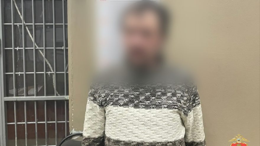 В тверском кафе бомж похитил кошелек