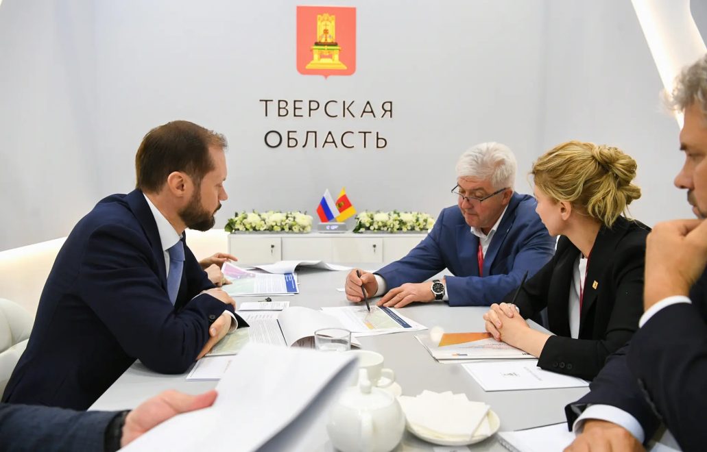 Фото: канал Виталия Королева в Макс