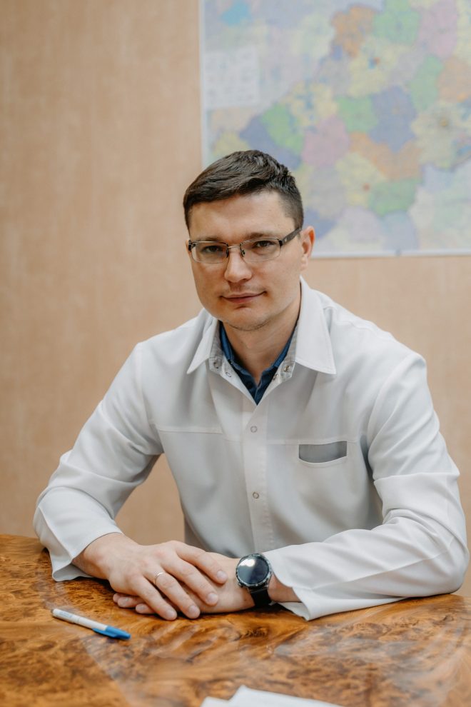 Дмитрий Максимов
