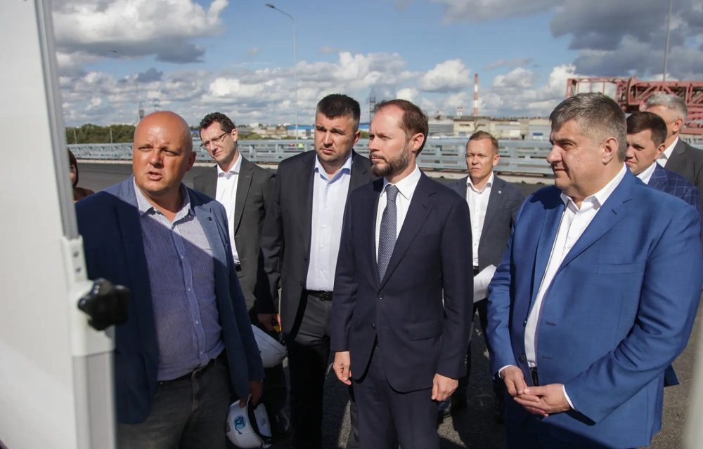 В Твери Виталий Королев и глава Федерального дорожного агентства проинспектировали ход строительства Западного моста
