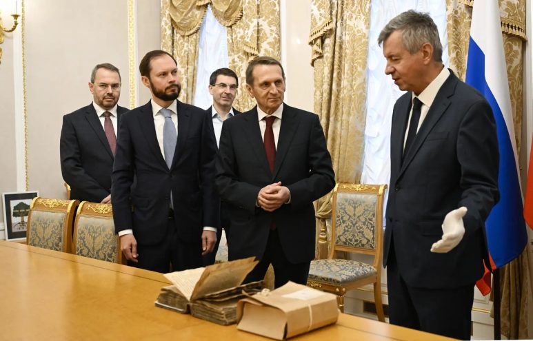 королев тверь дата