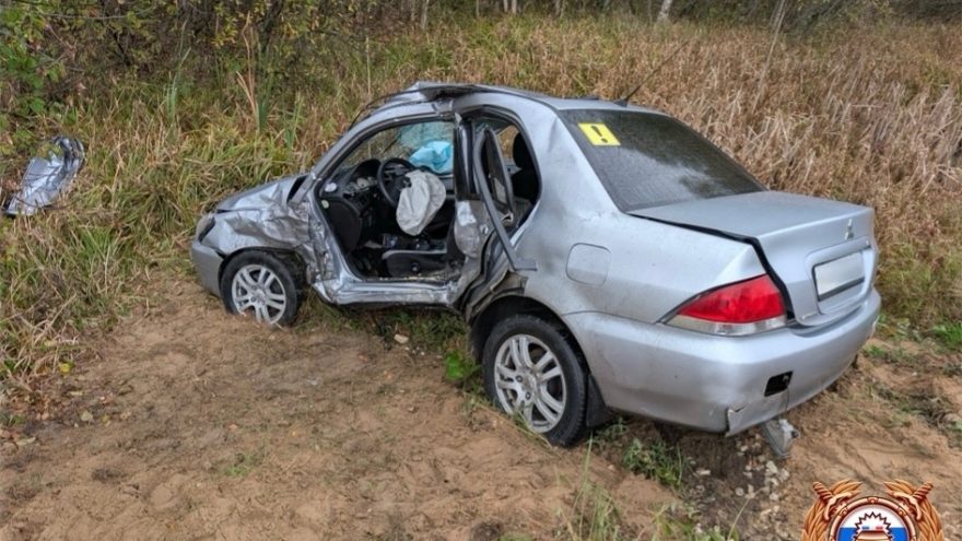 В Кашинском округе столкнулись два автомобиля