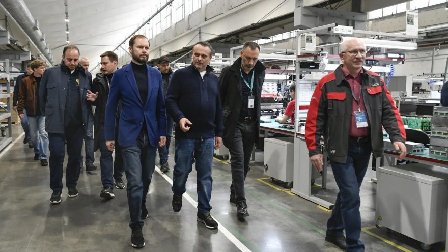 Министр транспорта России и губернатор Виталий Королев посетили тверское предприятие