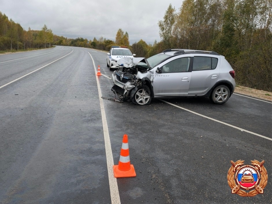 В Кашинском округе столкнулись два автомобиля