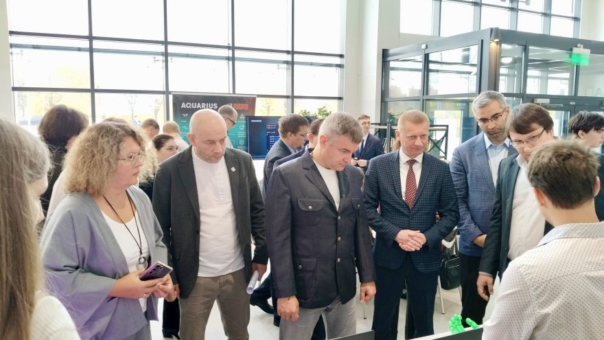 выставка «Наследие XXI» по теме «Народ и роботы – едины!» (1)