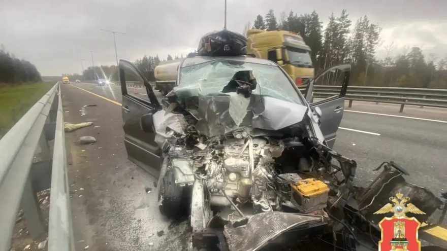 В Бологовском округе 7 человек пострадали в аварии
